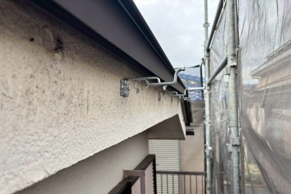 W様邸|屋根カバー工法(横暖ルーフ)_施工後雨樋