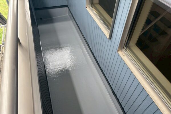 O様邸|外壁・屋根塗装(プレマテックスウルトラSi・保護コート)_施工後ベランダ