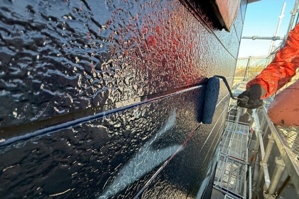 S様邸|外壁・屋根塗装(プレマテックスウルトラSi)_上塗り