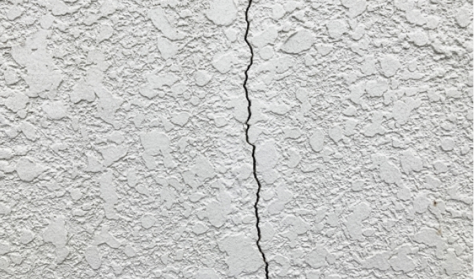 外壁にクラック