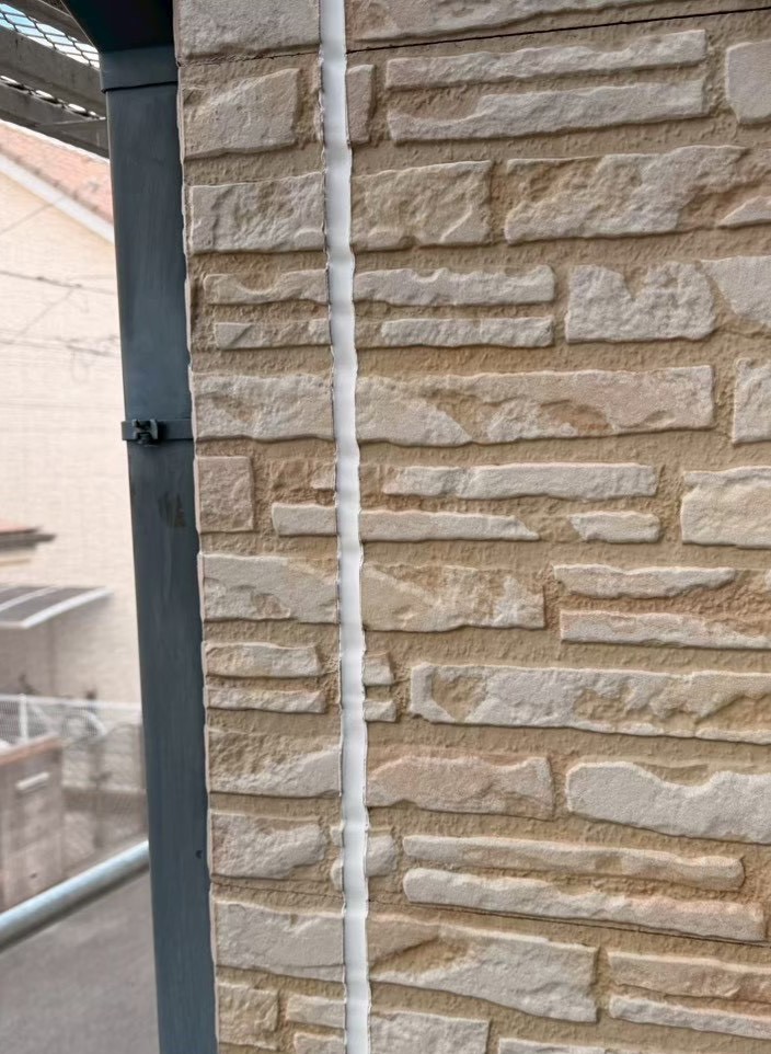 外壁コーキング打ち替え後の綺麗な仕上がり