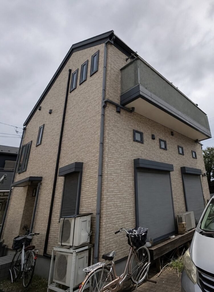 外壁塗装施工前の住宅外観