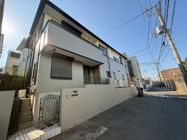 東京都羽村市-M様邸-施工後02-建物の側面外観